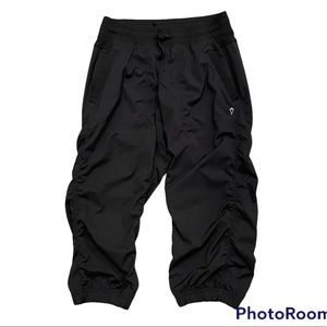 Ivivva by Lululemon Girls capri pants 14 Ruched Capri Pants activewear Preowned